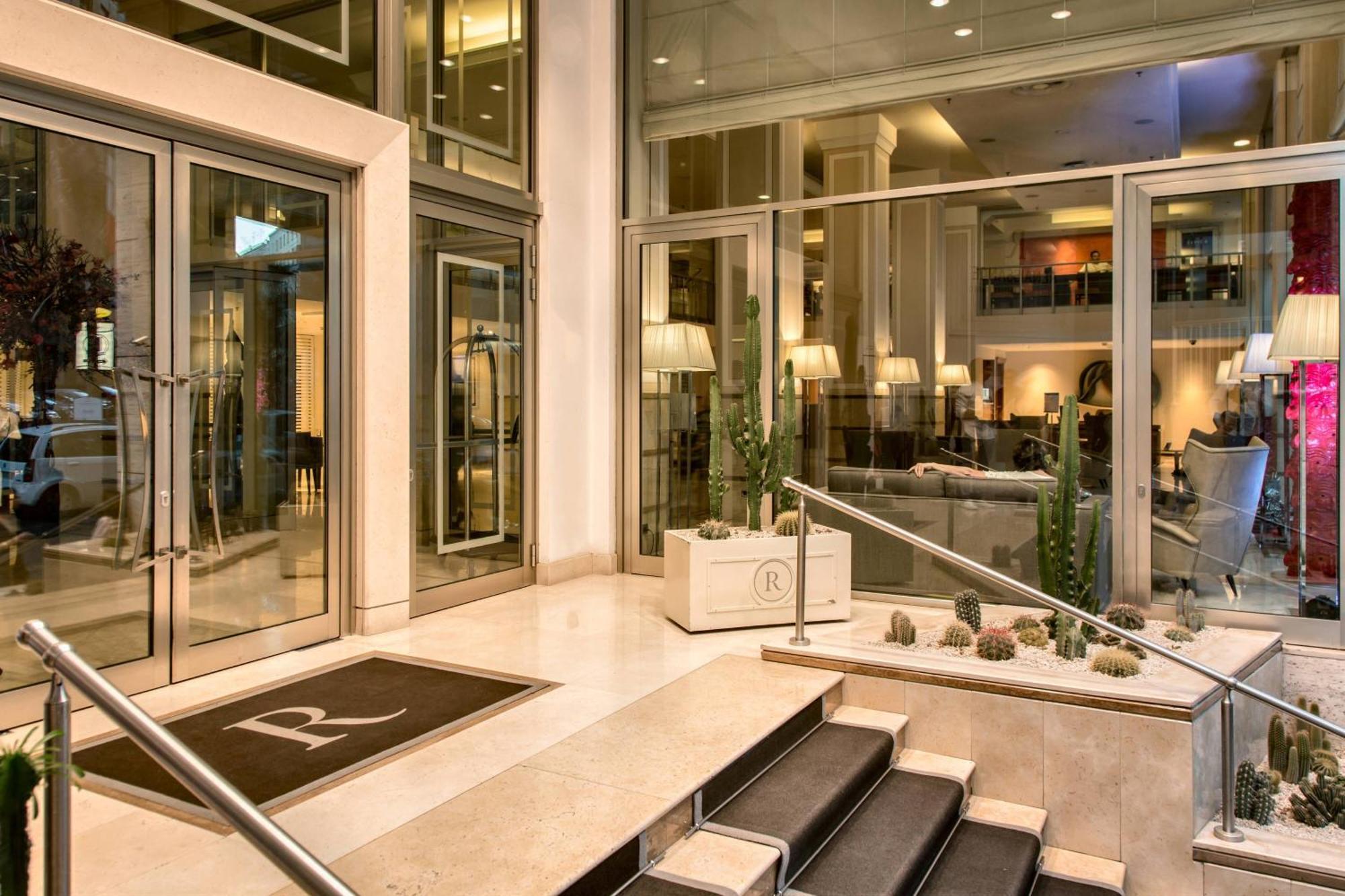 Renaissance Naples Hotel Mediterraneo Esterno foto