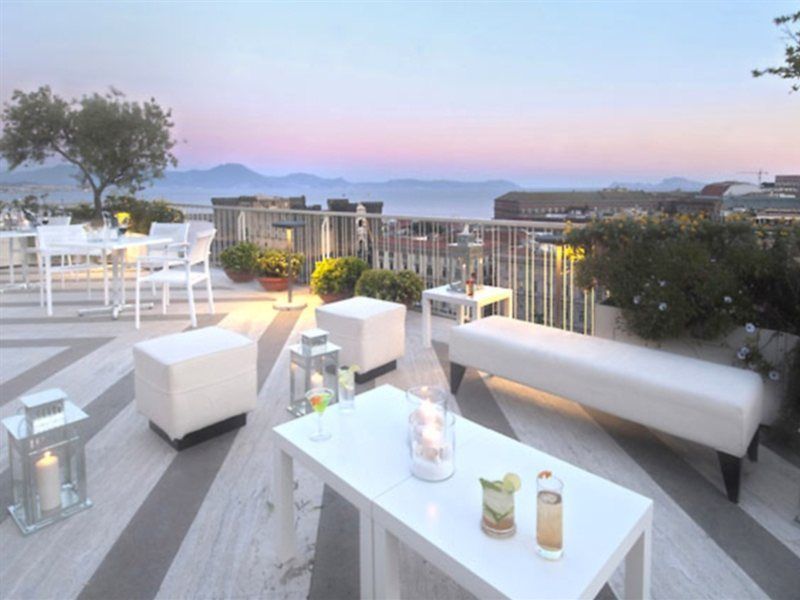 Renaissance Naples Hotel Mediterraneo Esterno foto